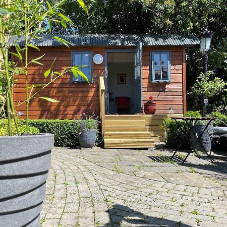 Lilac Hut Shepherds Hut Килкенни Экстерьер фото