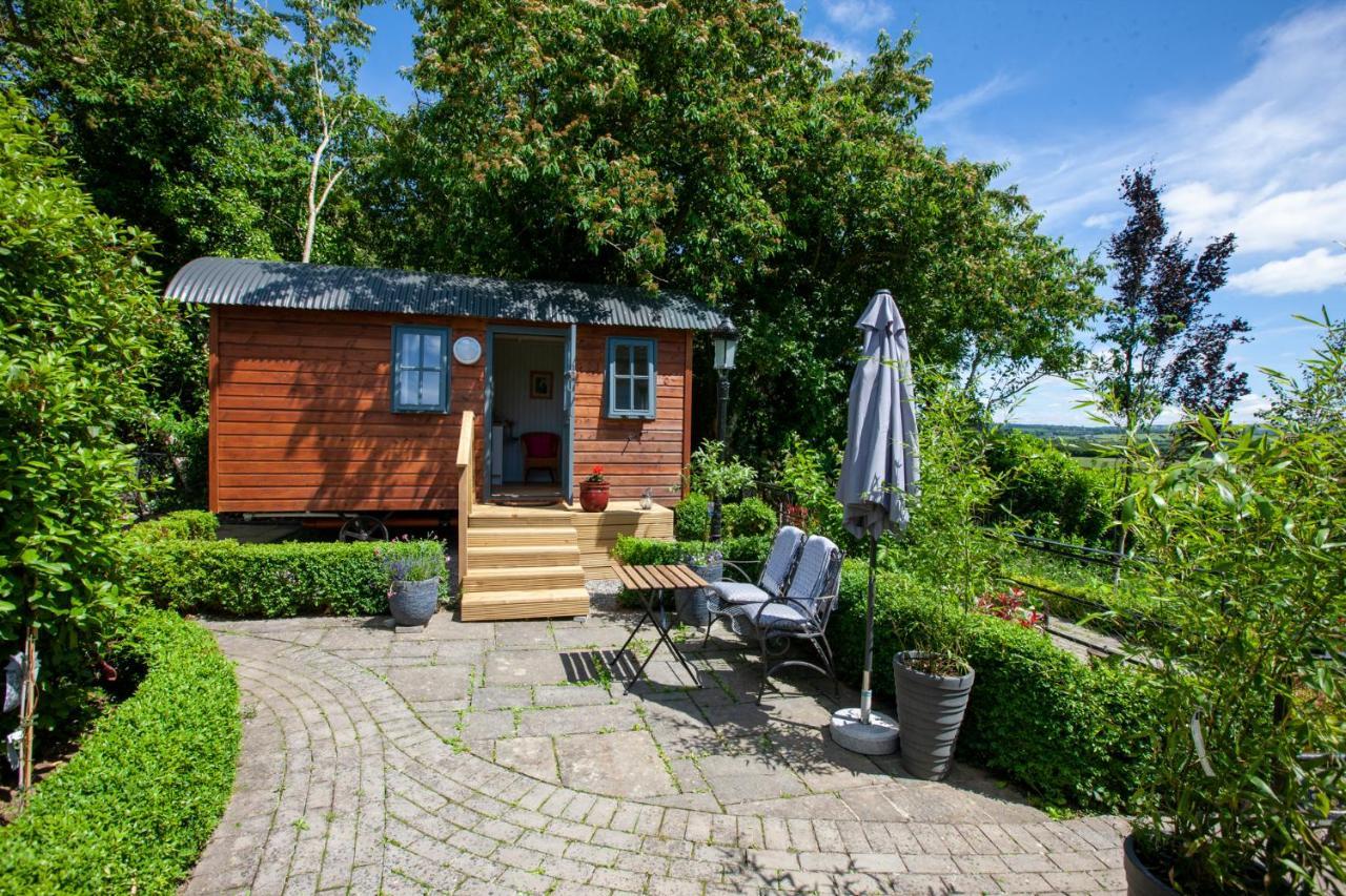 Lilac Hut Shepherds Hut Килкенни Экстерьер фото